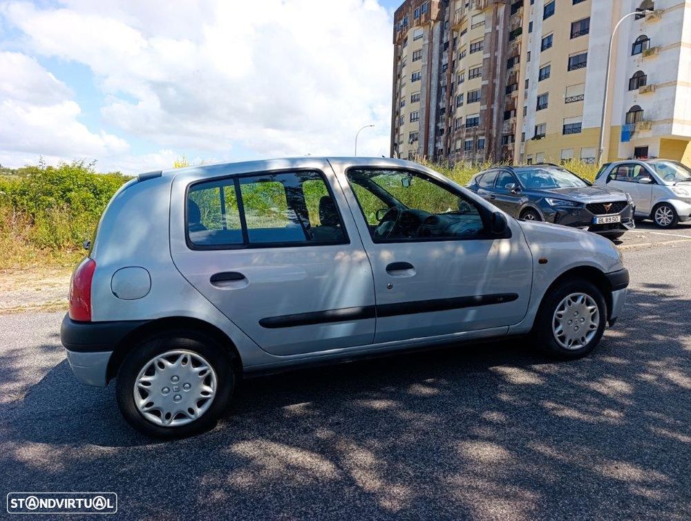 Renault Clio 1.2 RN - 4