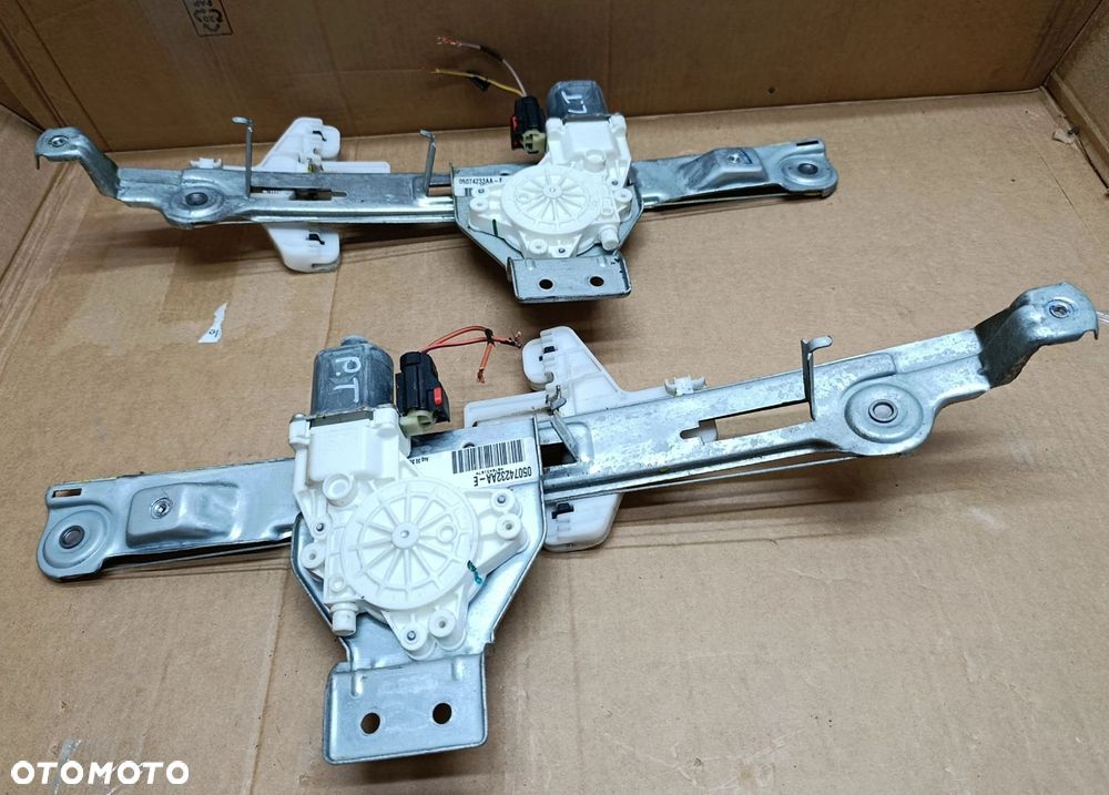 Caliber mechanizm szyby tylne tył lewe prawe Europa Dodge 05074232AA-E - 1