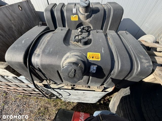 Zbiornik paliwa 200L DAF APUG062 APUG067