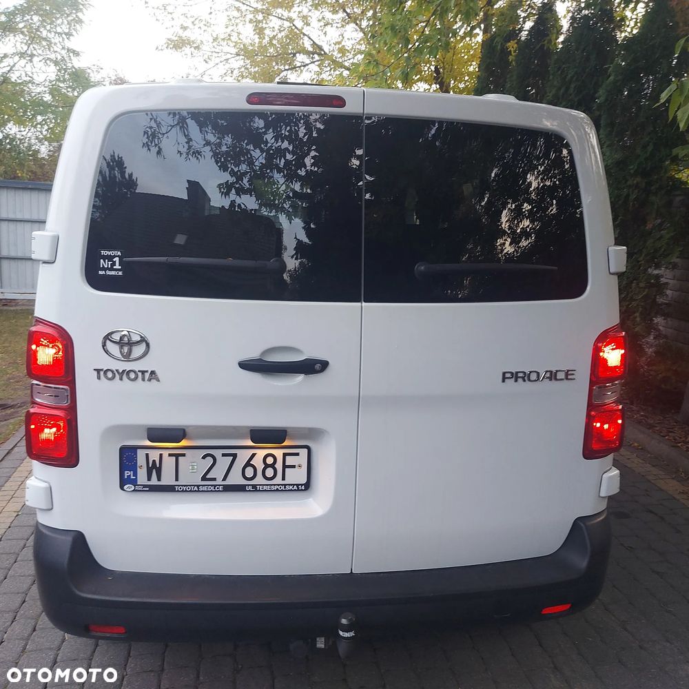 Toyota ProAce Kombi 1.5 D-4D Compact 2,6t - 11