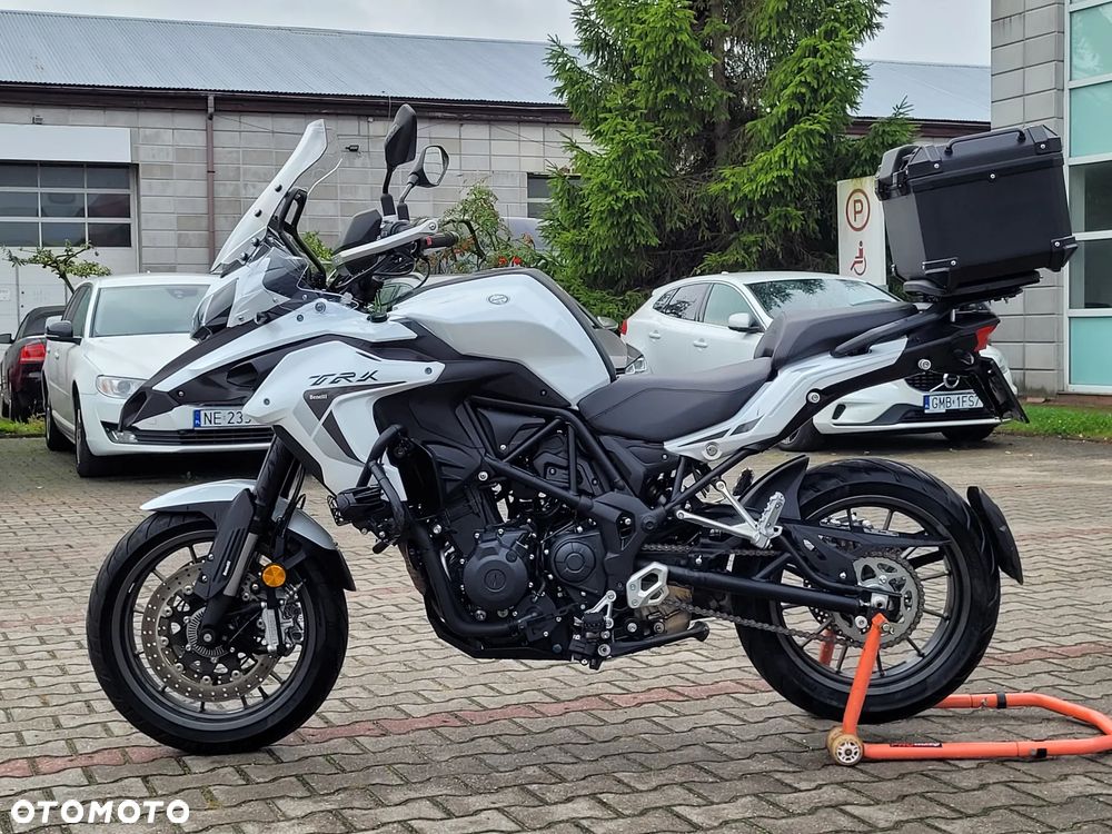 Benelli TRK 502 - 4