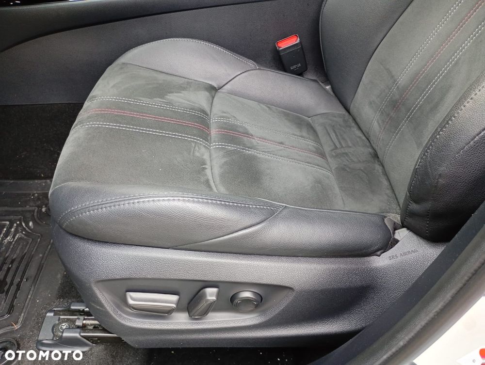 Toyota C-HR 2.0 Hybrid GR Sport - 16