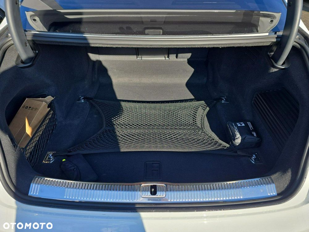 Audi A8 50 TDI quattro tiptronic - 15