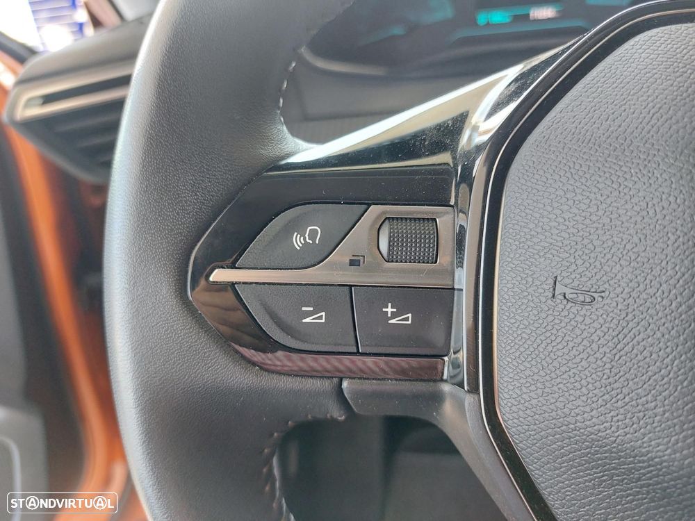 Peugeot e-2008 50 kWh Active Pack - 21