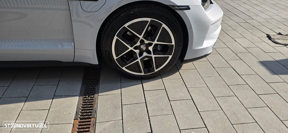 Porsche Taycan Bateria Performance Plus - 7
