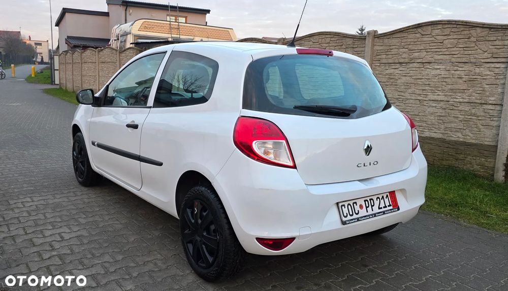 Renault Clio 1.5 dCi 70 Expression - 7