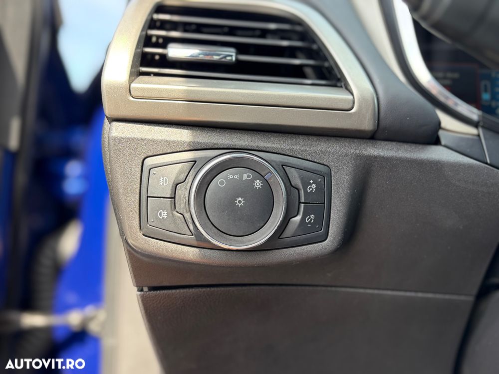 Ford Mondeo - 30