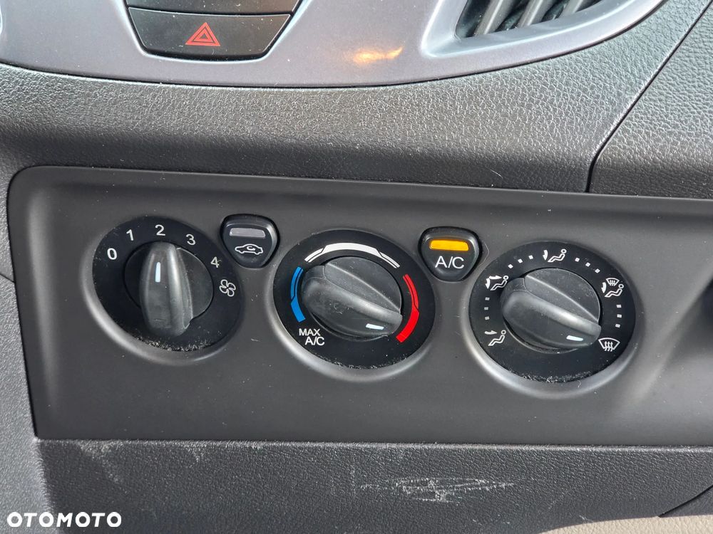 Ford Tourneo Custom 2.0 EcoBlue L1 Titanium SelectShift - 26