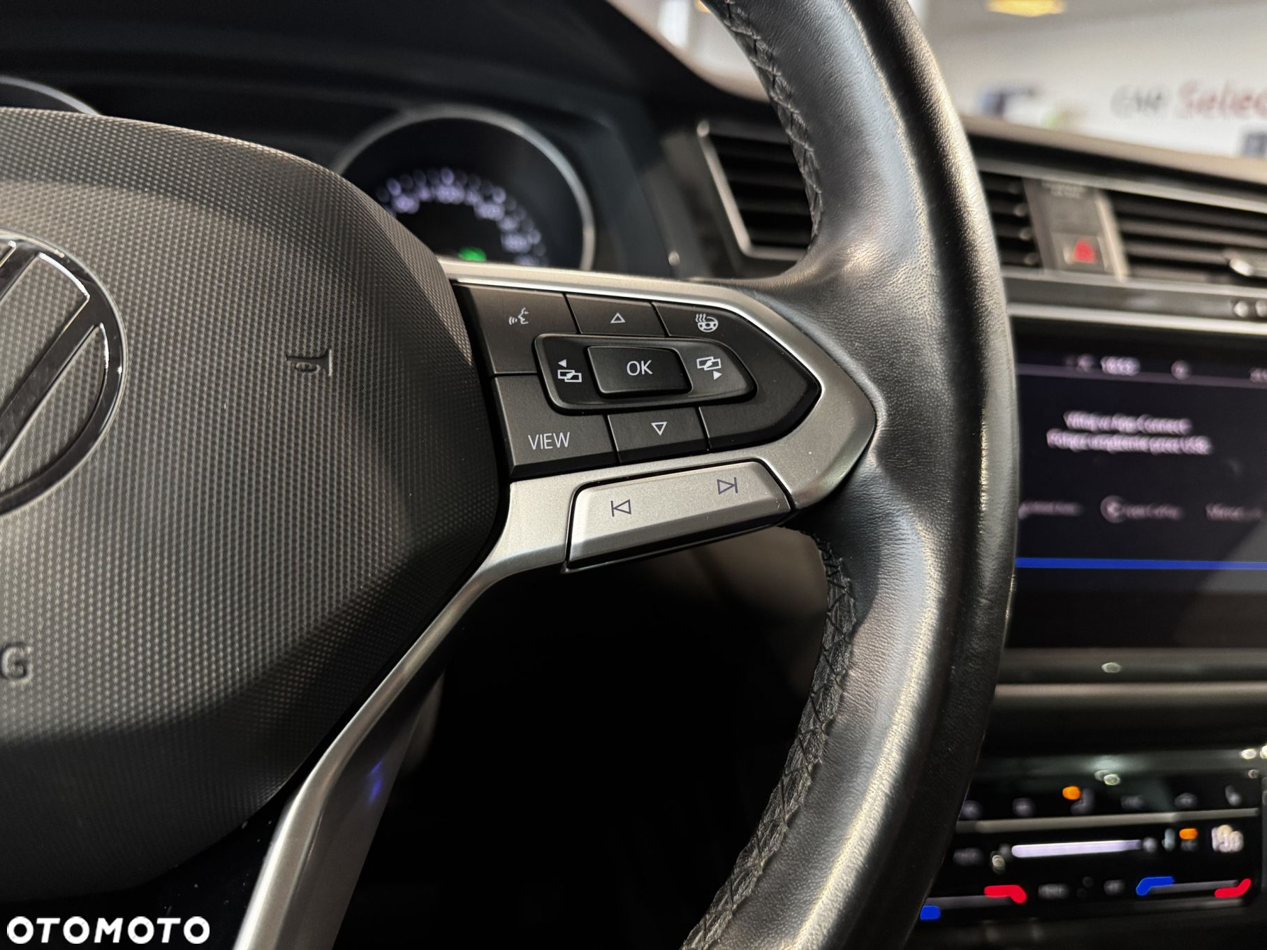 Volkswagen Tiguan - 21