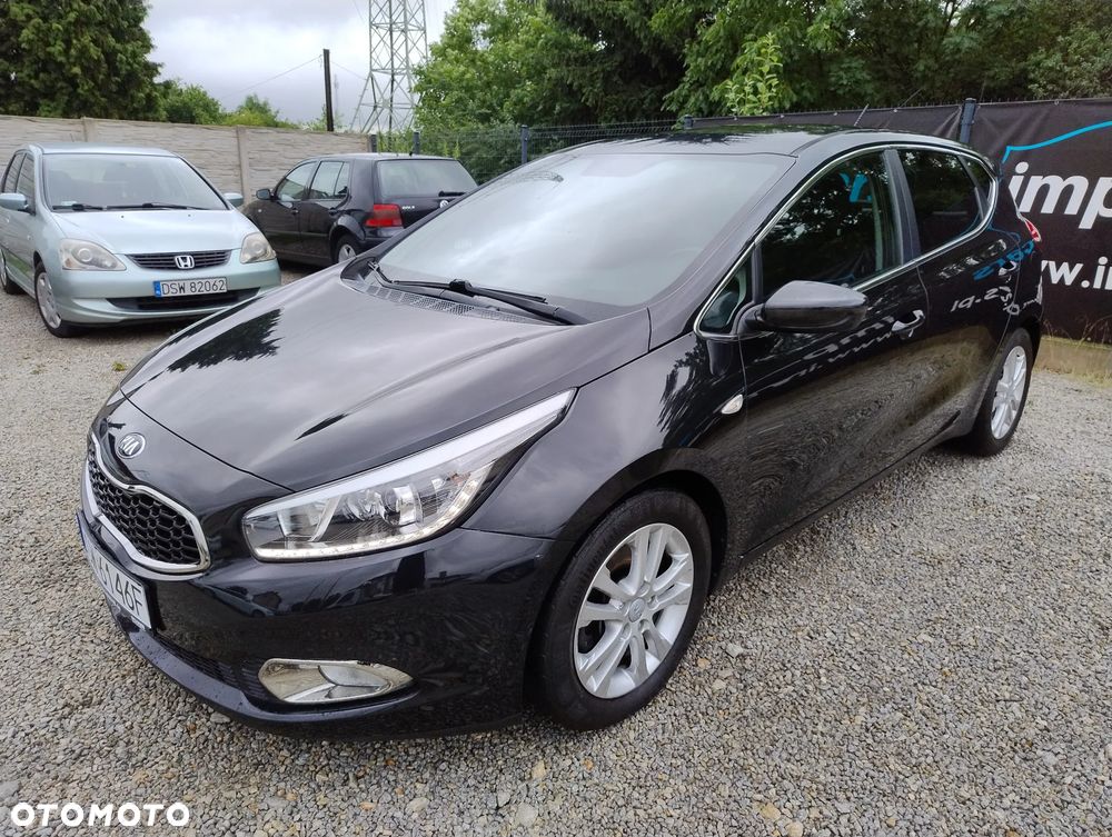 Kia Ceed - 1