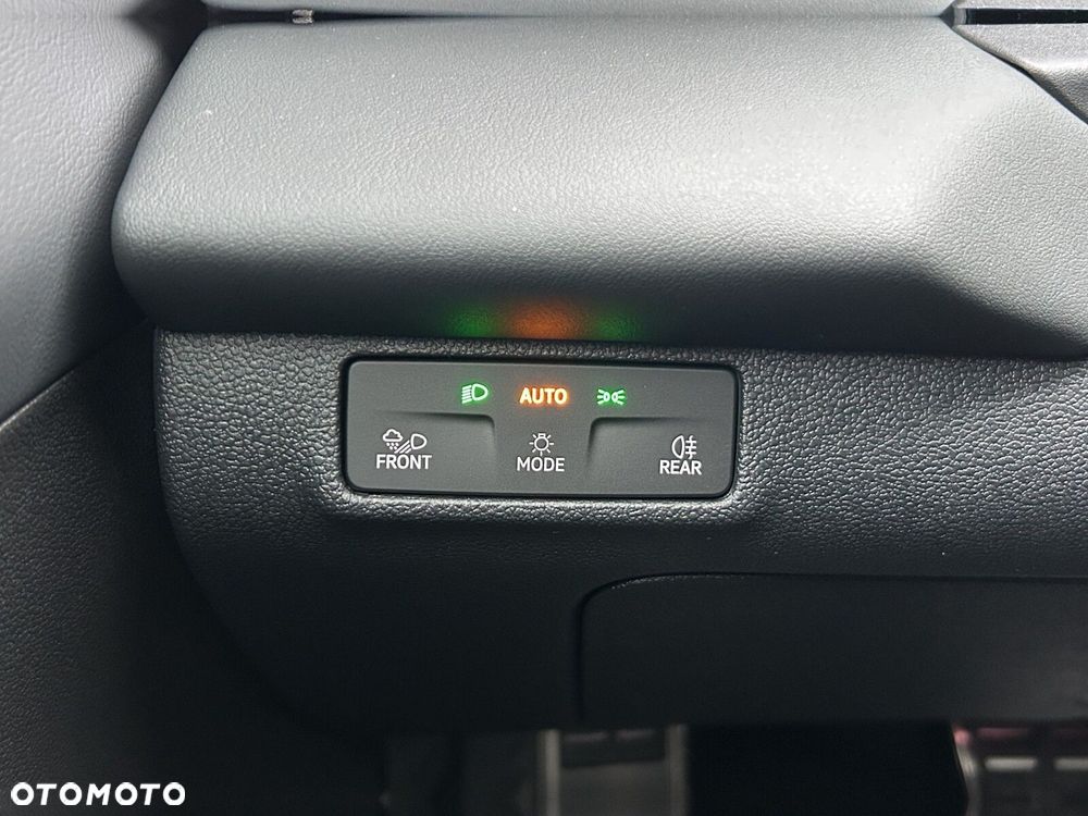 Volkswagen T-Roc 1.5 eTSI R-Line DSG - 26
