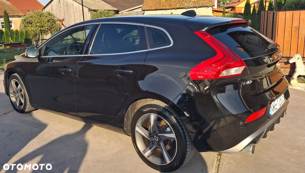 Volvo V40 D2 Drive-E R-Design Momentum - 6