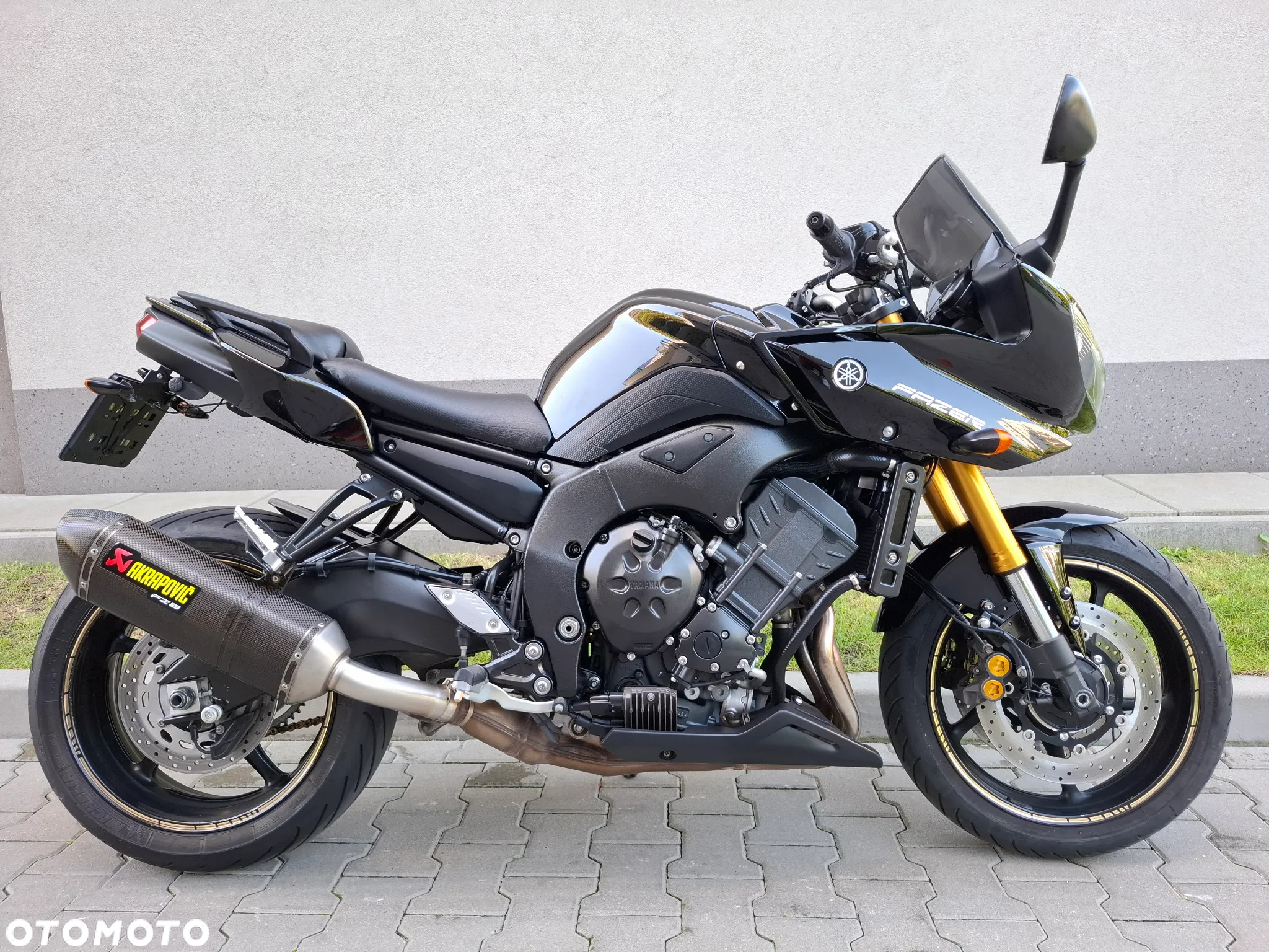 Yamaha FZ8 - 2