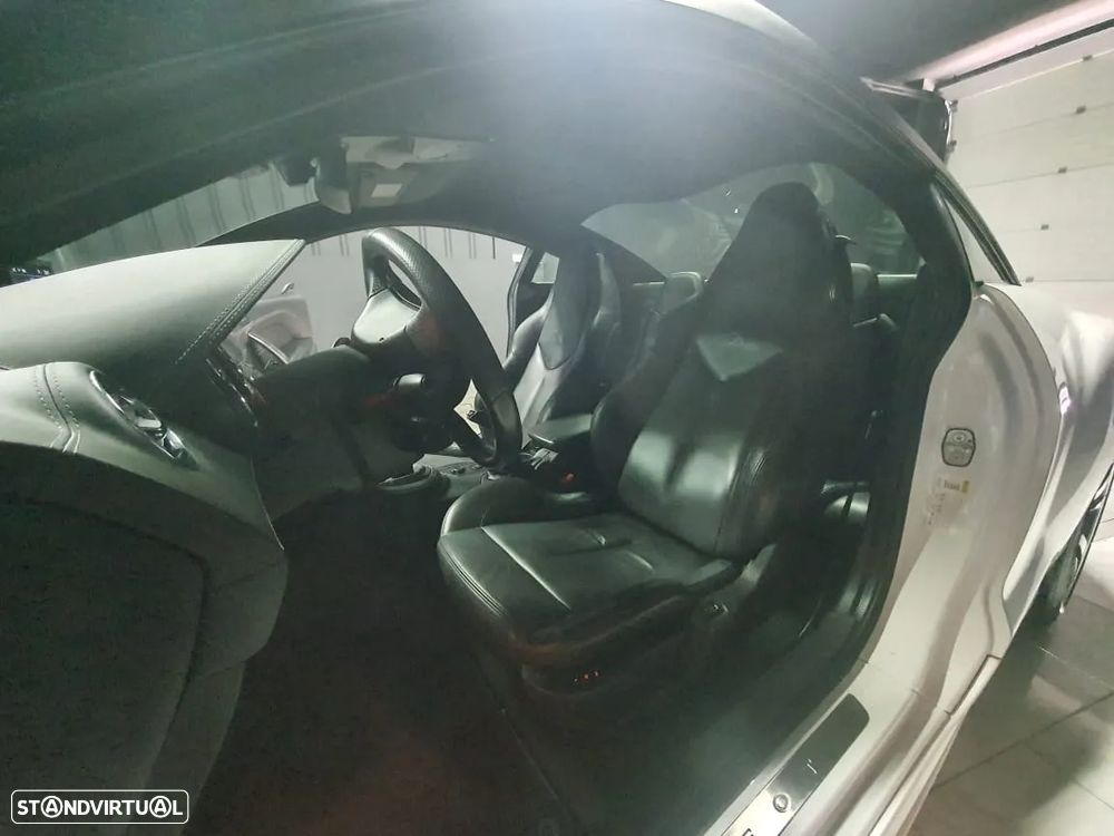 Peugeot RCZ 1.6 200 THP - 35