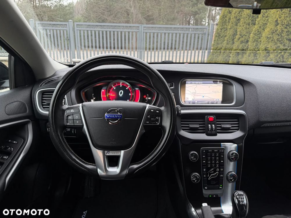 Volvo V40 D2 R-Design Kinetic - 17