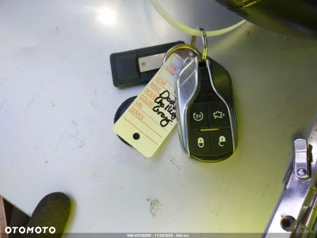 Dodge Challenger Automatik R/T Plus Scat Pack - 18