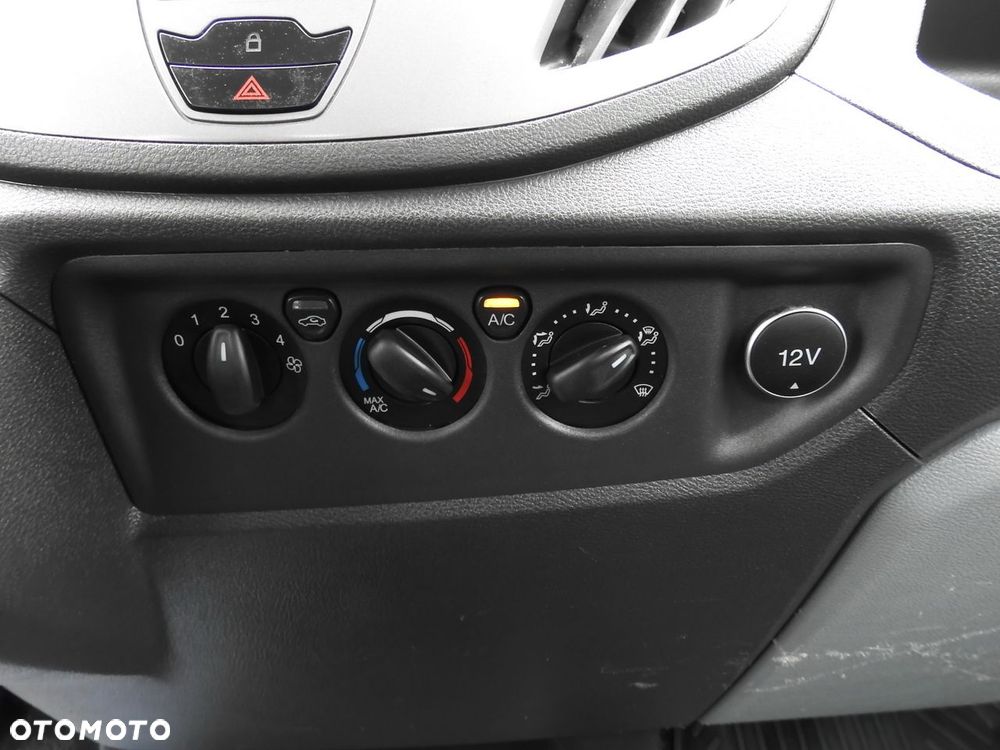 Ford TRANSIT WYWROTKA TEMPOMAT KLIMATYZACJA BLIŹNIACZE KOŁA  170KM - 35