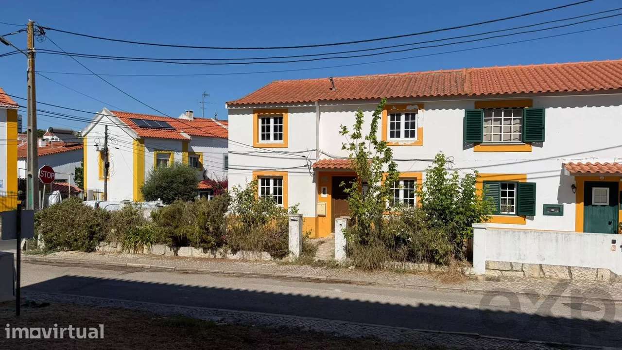 Moradia T3 Espaçosa em Almada com 165 m² - Grande imagem: 2/19