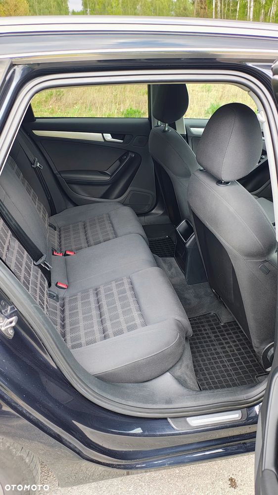 Audi A4 Avant 2.0 TDI DPF quattro S tronic Ambition - 21