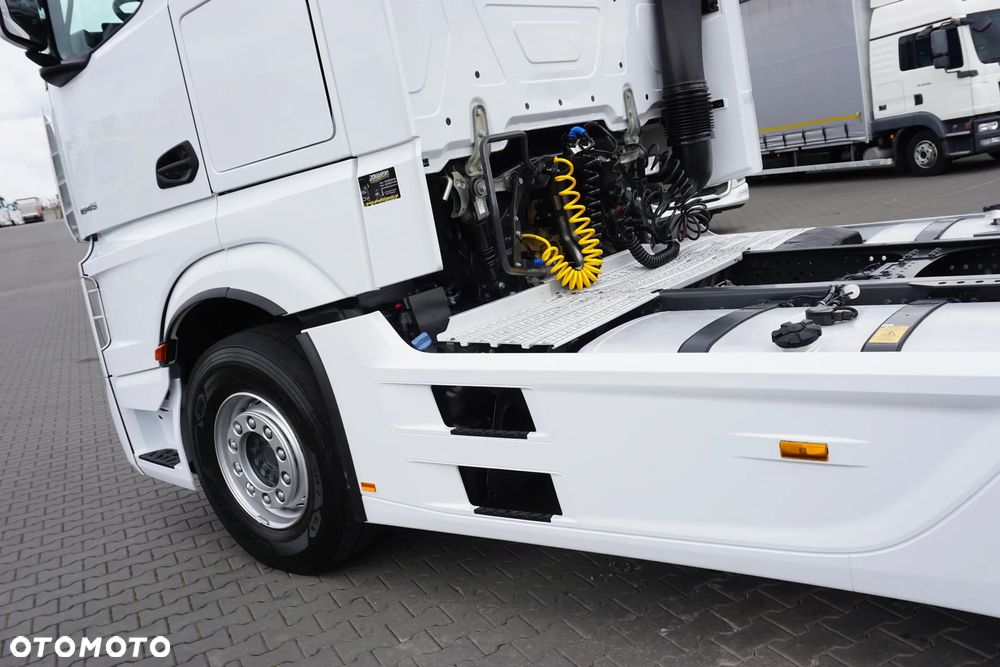 Mercedes-Benz ACTROS / 1845 / E 6 / MP 5 / ACC / RETARDER / BIG SPACE - 29