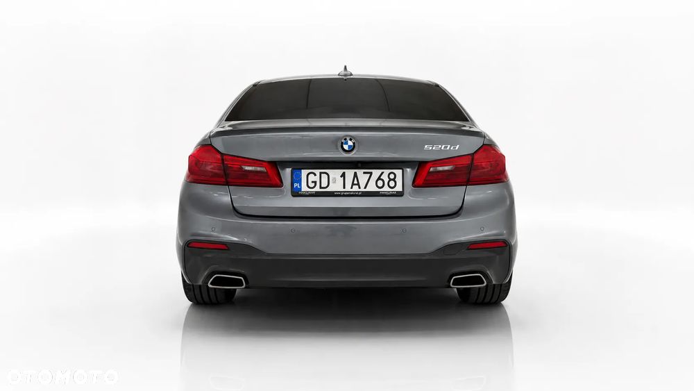 BMW Seria 5 520d M Sport Edition - 7