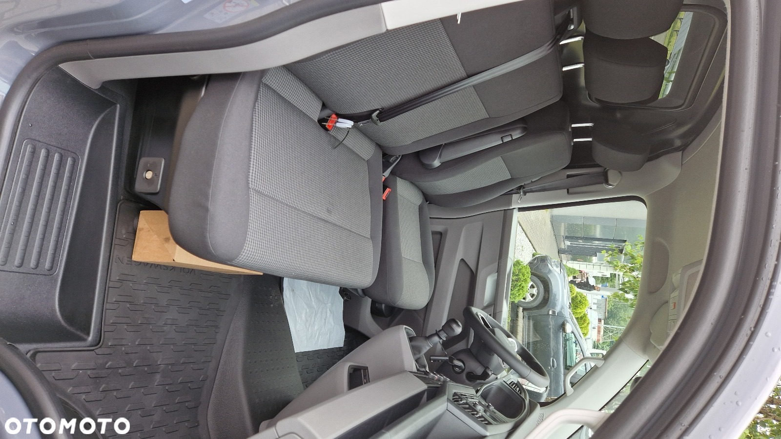 Volkswagen Transporter - 11