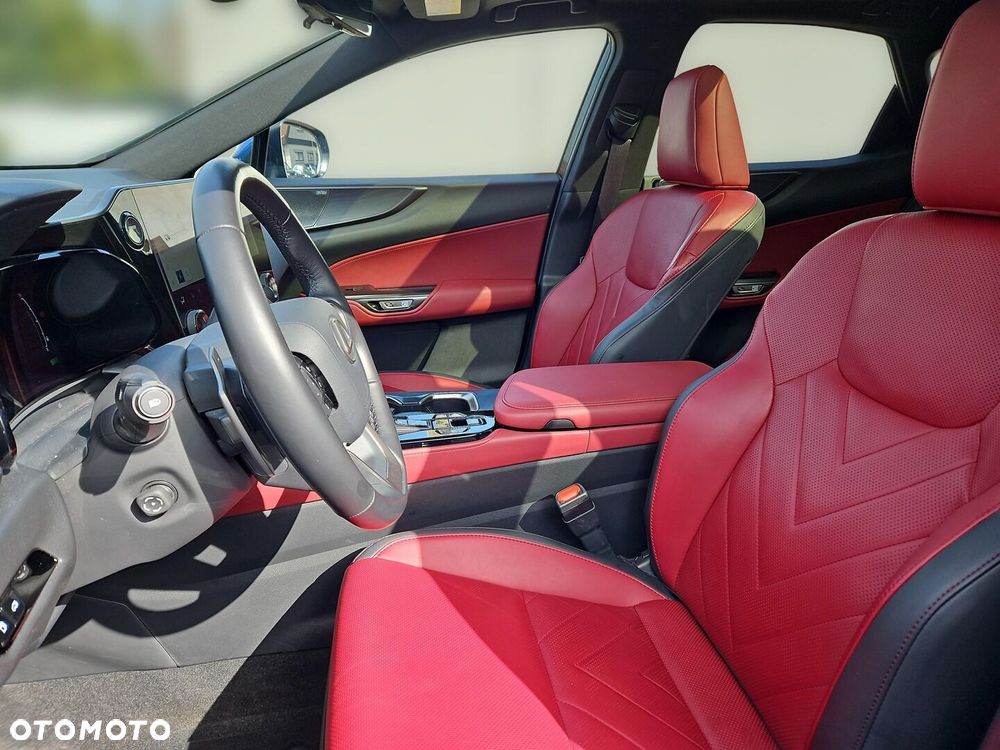 Lexus NX 350h Omotenashi AWD - 23