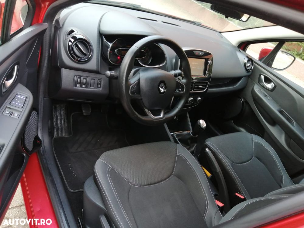 Renault Clio - 5