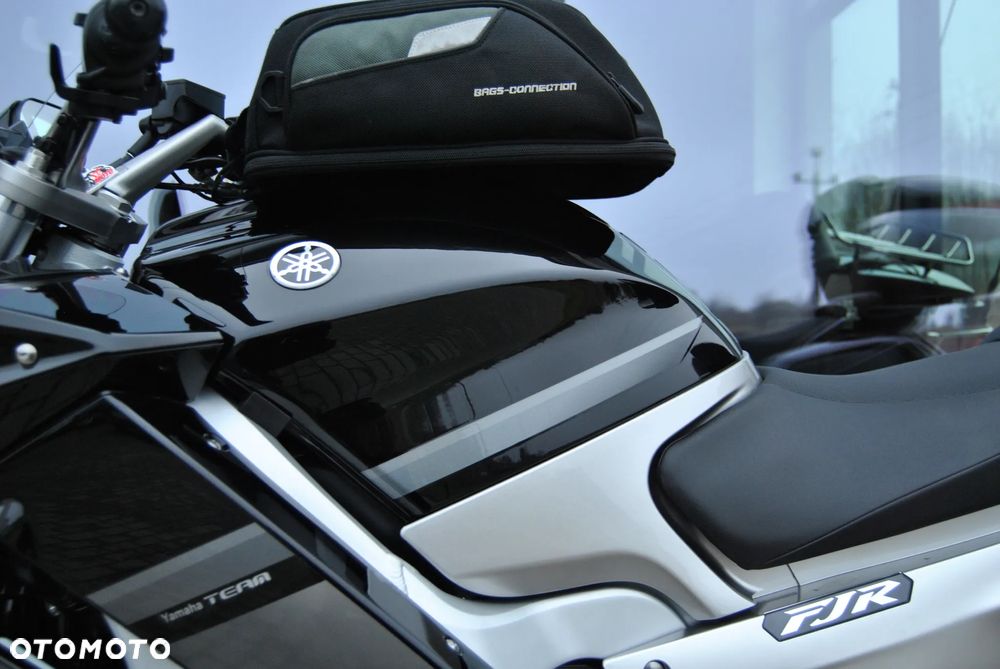 Yamaha FJR - 39