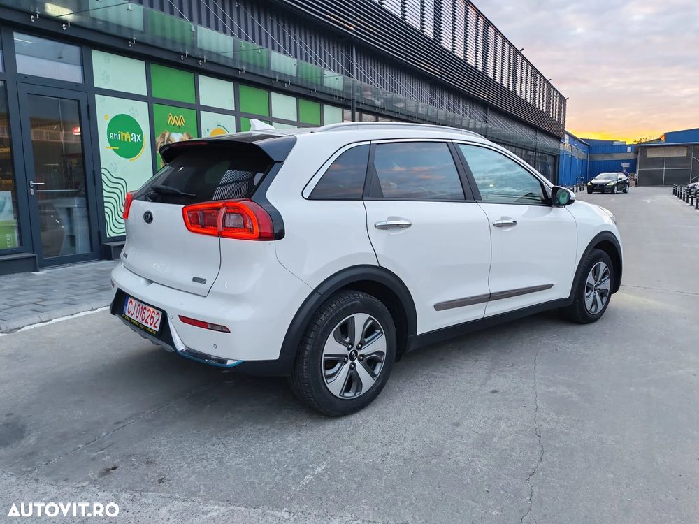 Kia Niro 1.6 GDI PHEV 2WD Aut. Edition 7 - 10