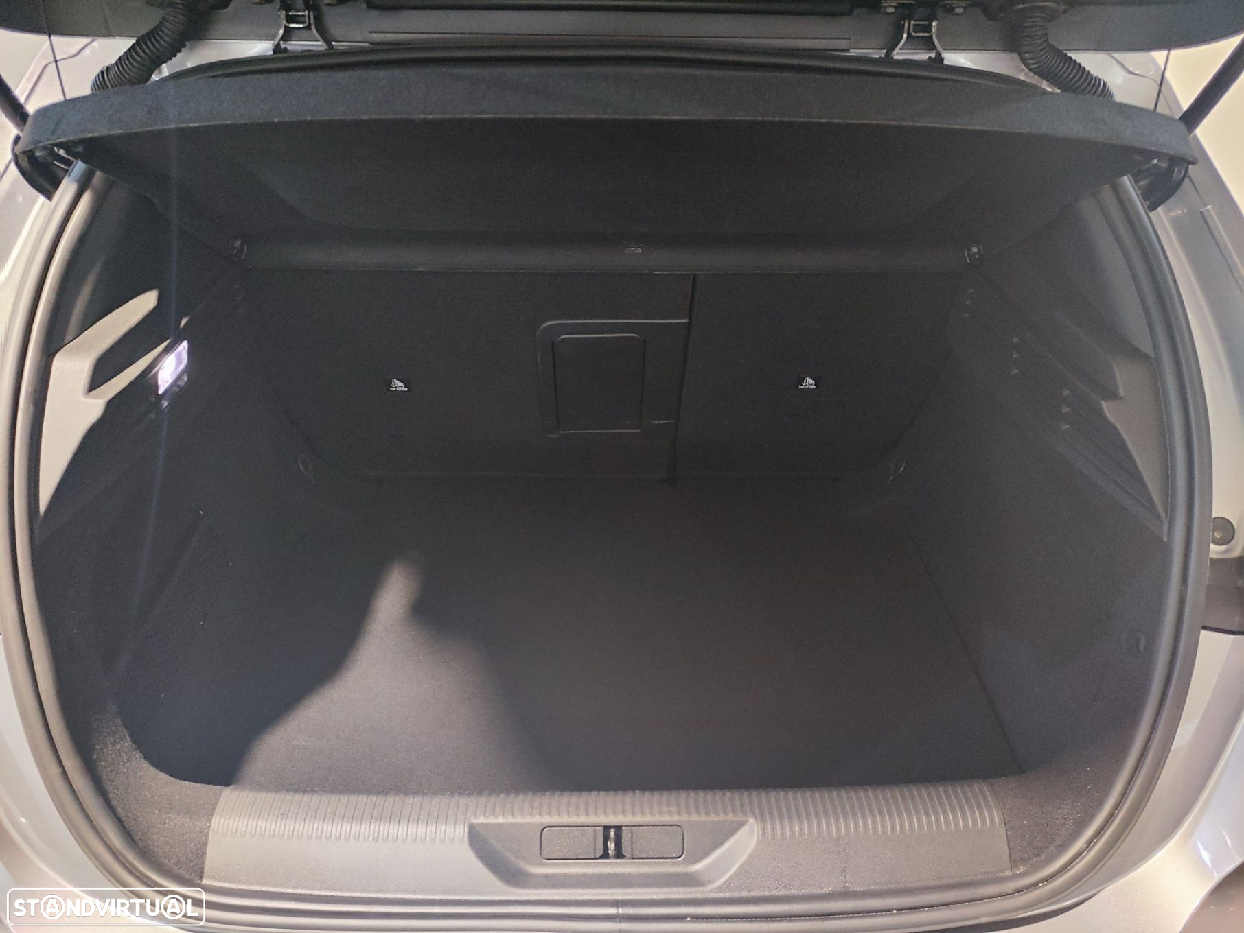 Peugeot 308 1.2 PureTech Allure - 33