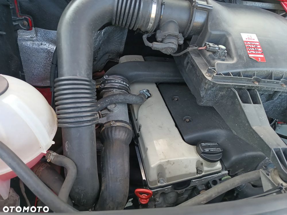Mercedes-Benz Sprinter - 20