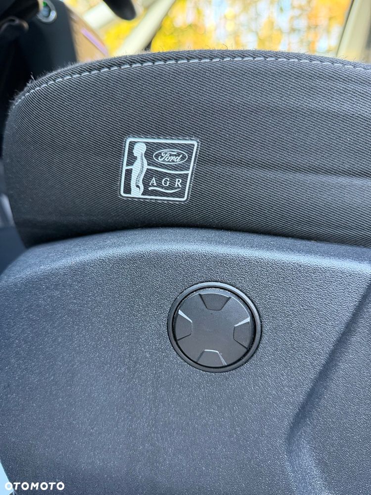 Ford S-Max 2.0 EcoBlue Titanium - 32