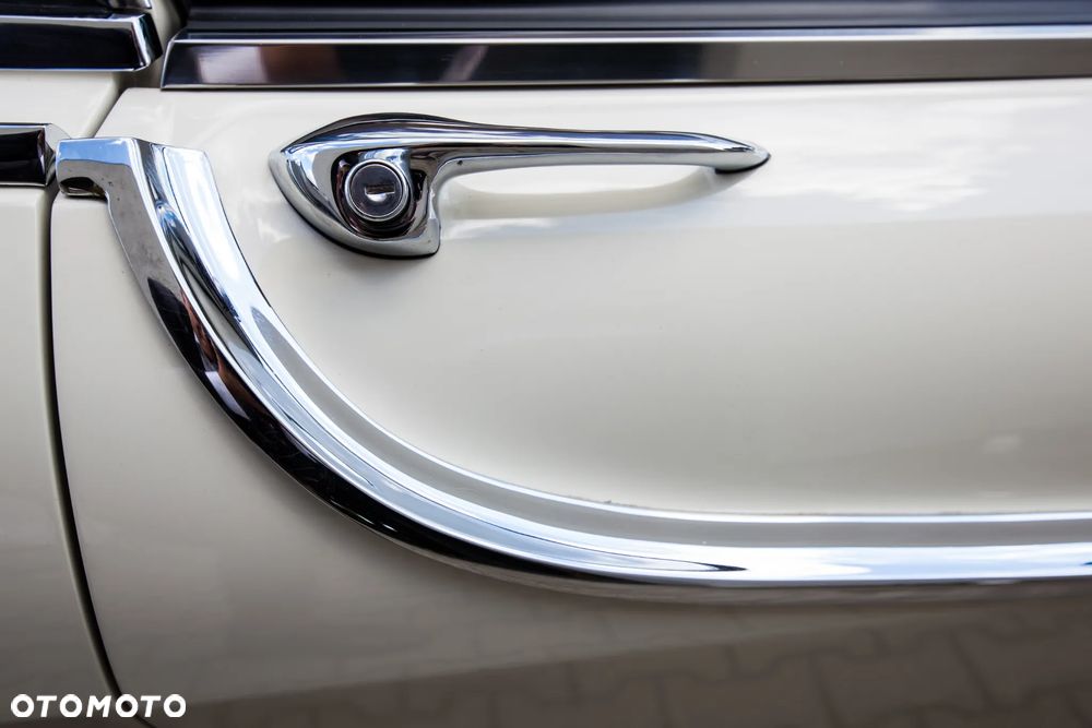 Volvo P1800 - 10