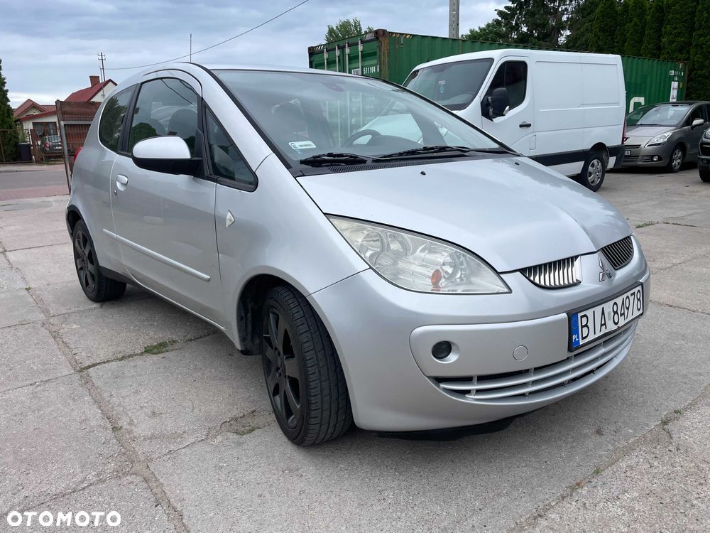 Mitsubishi Colt - 2