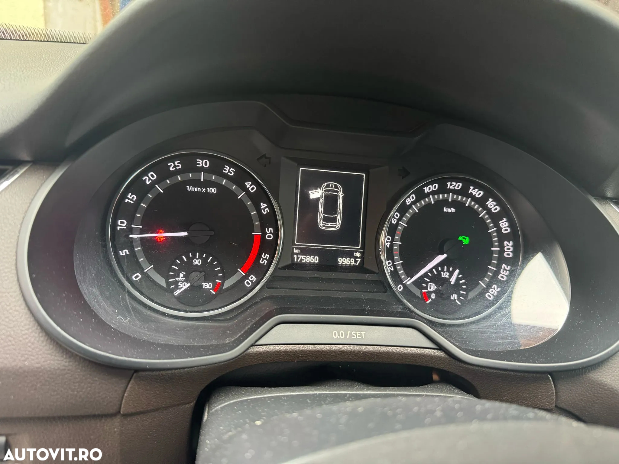 Skoda Octavia 2.0 TDI 4x4 DSG Scout - 6