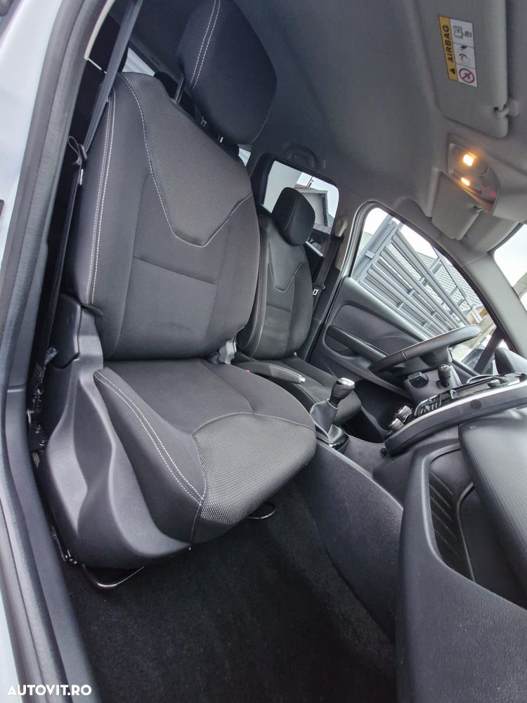 Renault Clio TCe 90 INTENS - 9