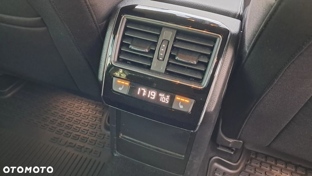 Skoda Superb 1.5 TSI Plug-in Hybrid L&K DSG - 16
