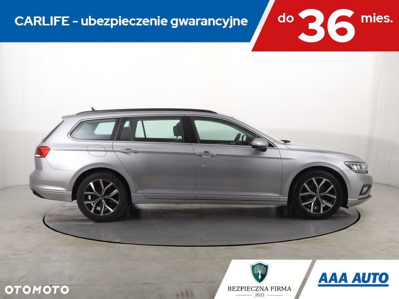 Volkswagen Passat Variant - 8
