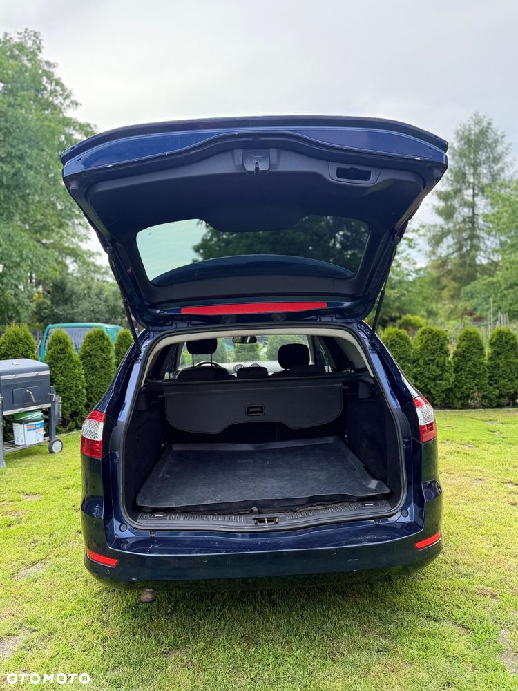 Ford Mondeo 2.0 TDCi Ambiente - 6