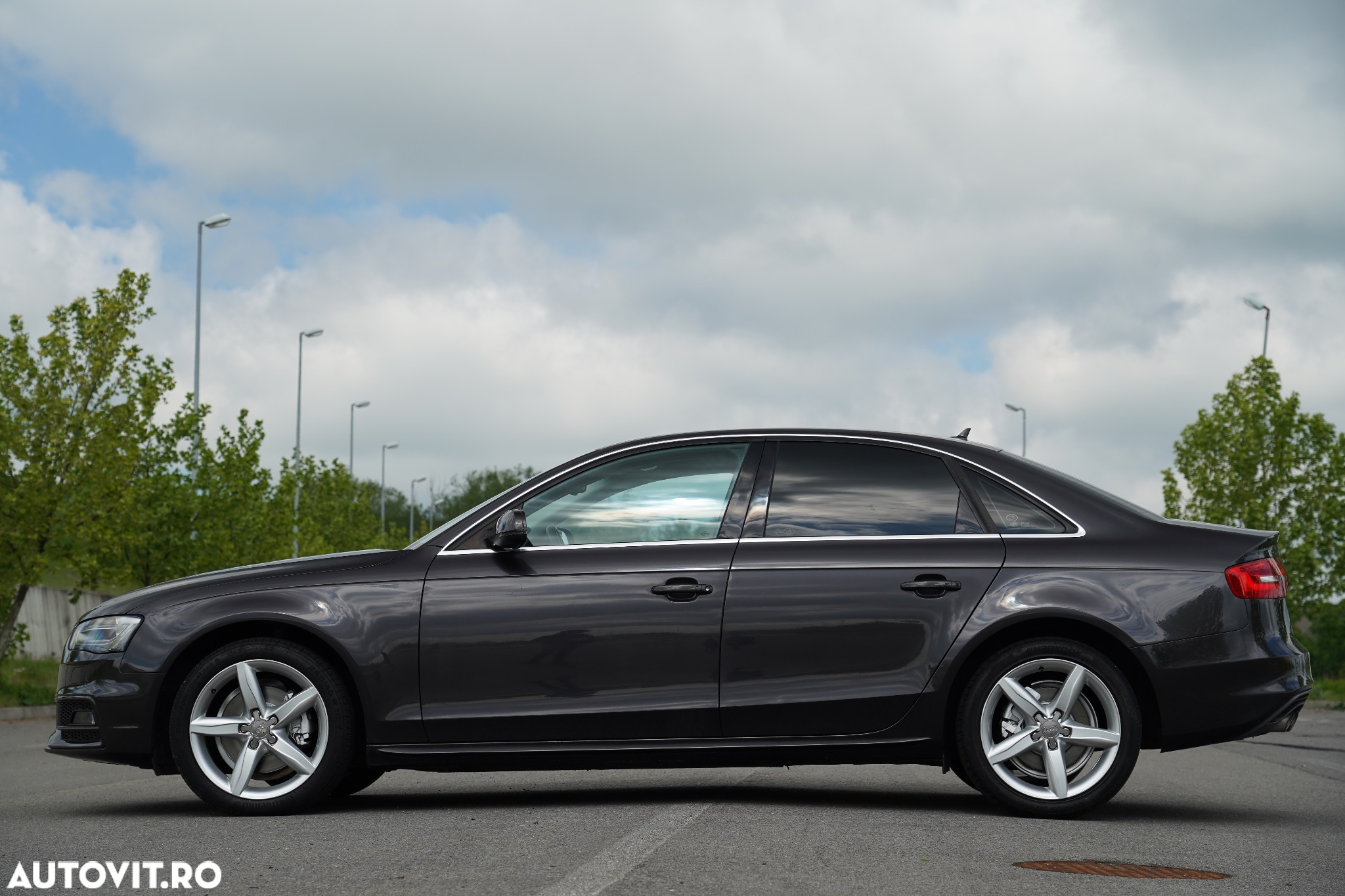 Audi A4 2.0 TDI DPF clean diesel multitronic S line Sportpaket - 21