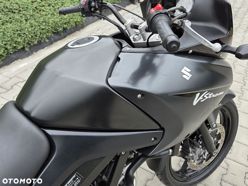 Suzuki V-STROM - 20