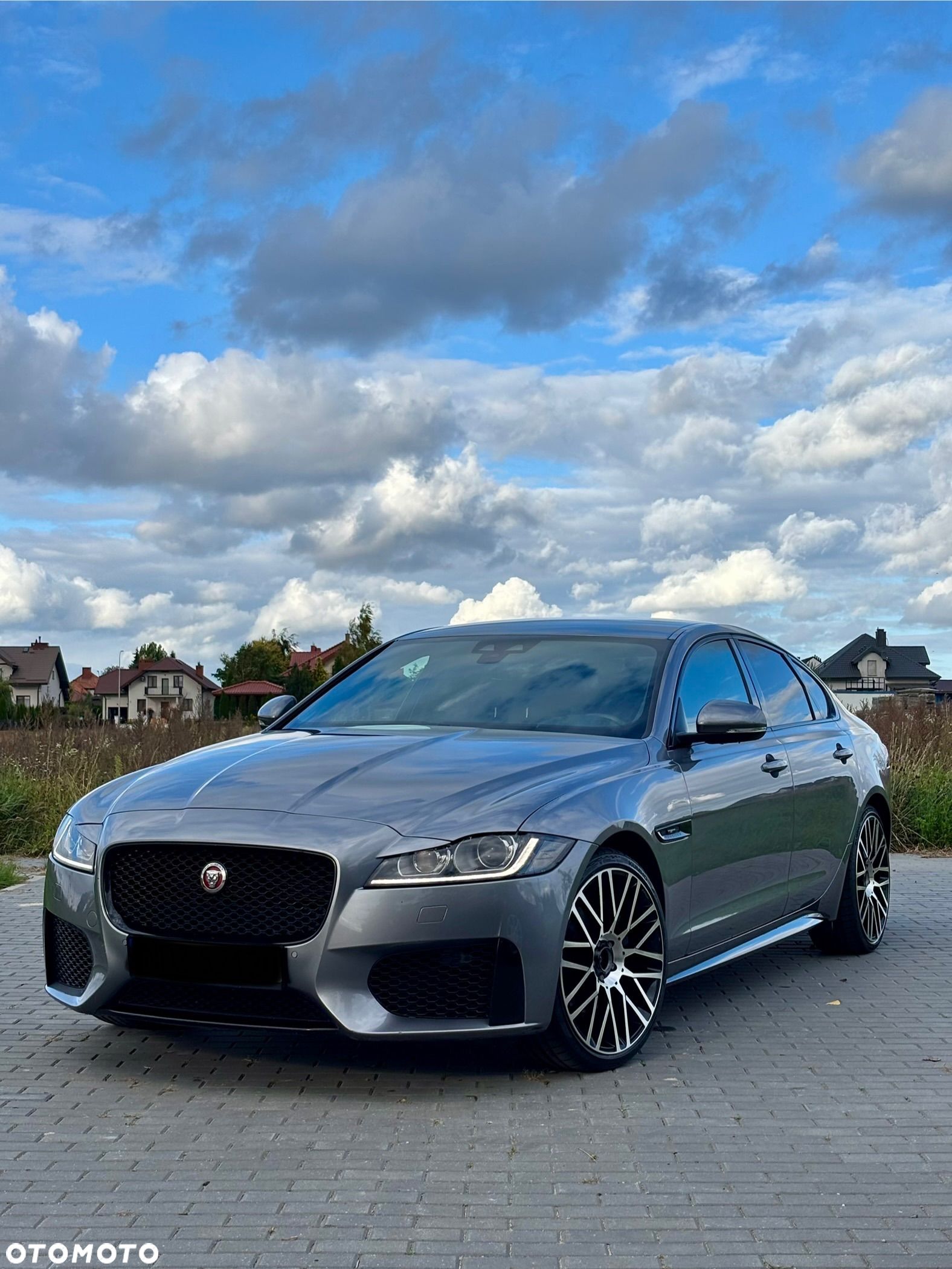 Jaguar XF - 1