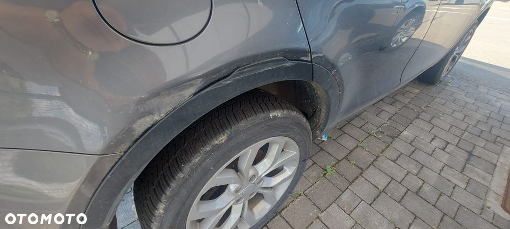 Land Rover Discovery Sport TD4 Dynamic - 5