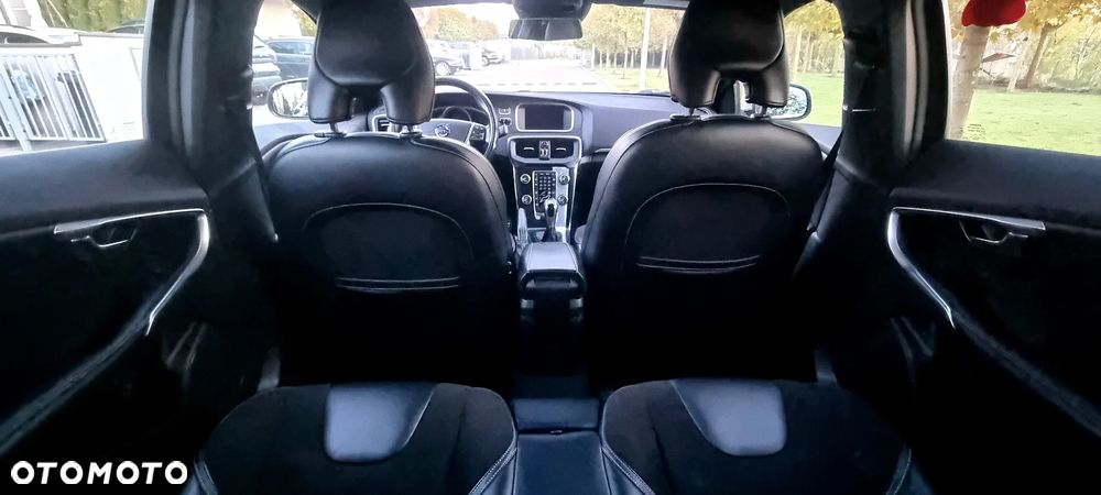 Volvo V40 D2 RDesign - 17