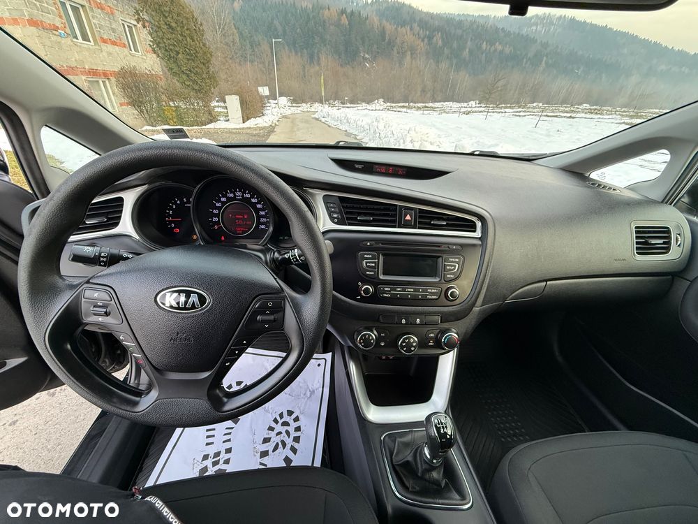 Kia Ceed 1.4 CRDi 90 Vision - 10