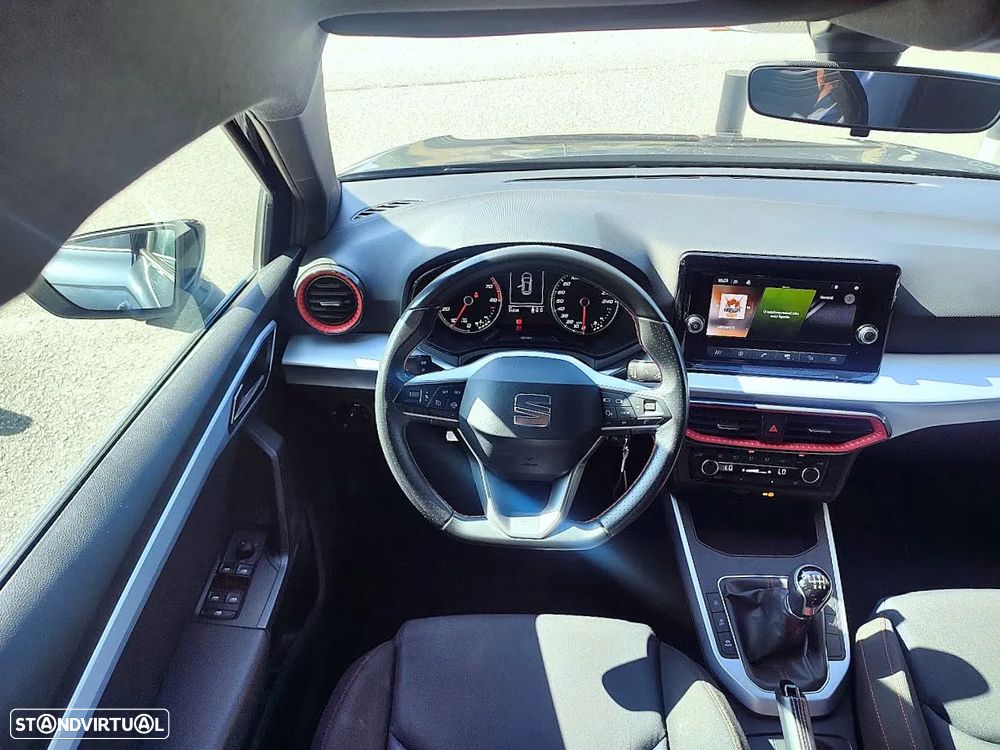 SEAT Arona 1.0 TSI FR - 6
