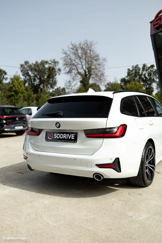 BMW 320 d Aut. Sport Line - 24