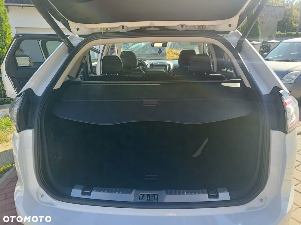 Ford Edge 2.0 TDCi 4x4 Titanium - 17