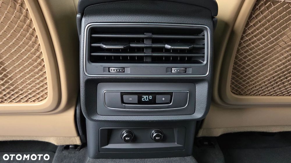 Audi Q7 55 TFSI e Quattro S Line Tiptr - 14